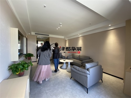 銀川裝修公司|銀川程封酒店改造裝修現場(chǎng)量尺